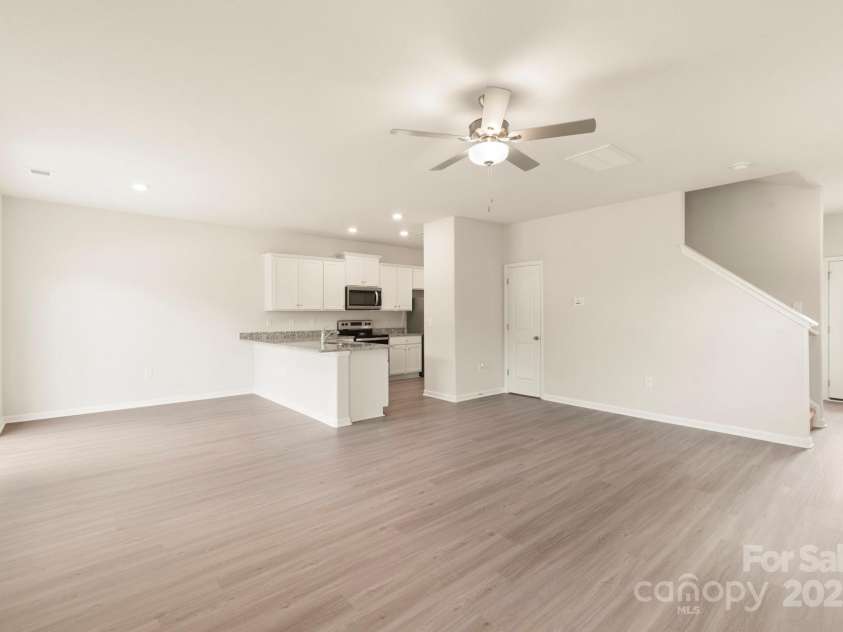 102 Lightning Drive, Shelby, NC 28152.  MLS# CAR4234121, YatesRealty ID 10777. 