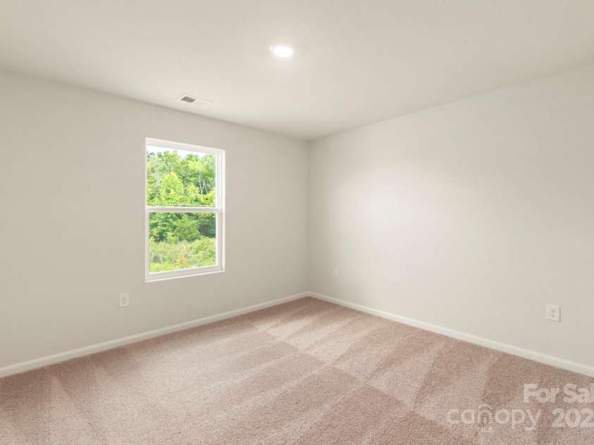 102 Lightning Drive, Shelby, NC 28152.  MLS# CAR4234121, YatesRealty ID 10777. 