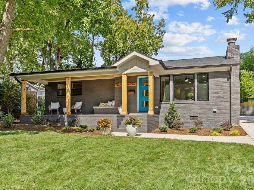 2461 Eaton Road, Charlotte, NC 28205.  MLS# CAR4355372, YatesRealty ID 10777. 