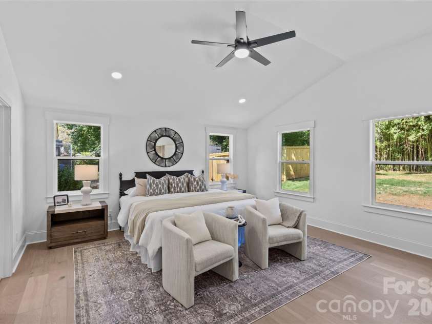 2461 Eaton Road, Charlotte, NC 28205.  MLS# CAR4355372, YatesRealty ID 10777. 
