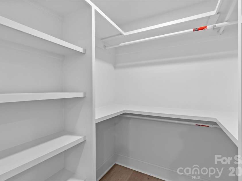 2461 Eaton Road, Charlotte, NC 28205.  MLS# CAR4355372, YatesRealty ID 10777. 