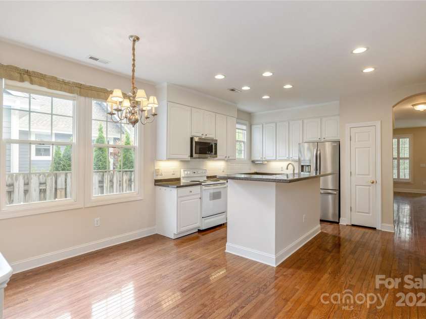 6 Stepping Stone Lane, Flat Rock, NC 28731.  MLS# CAR4251923, YatesRealty ID 10778. Breakfast area/kitchen
