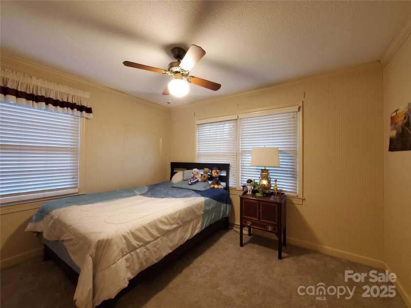 2318 Shaw Avenue, Gastonia, NC 28054.  MLS# CAR4326752, YatesRealty ID 1078. 