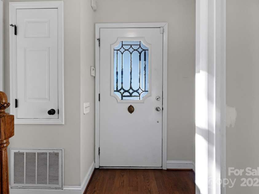 6017 Millbury Court, Charlotte, NC 28211.  MLS# CAR4272066, YatesRealty ID 1078. 