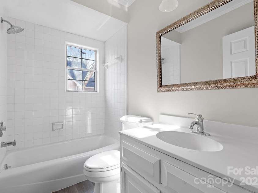 6017 Millbury Court, Charlotte, NC 28211.  MLS# CAR4272066, YatesRealty ID 1078. 