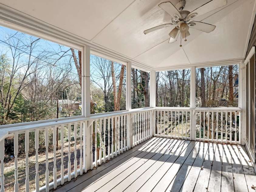 6017 Millbury Court, Charlotte, NC 28211.  MLS# CAR4272066, YatesRealty ID 1078. 