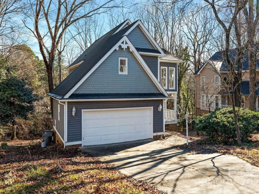 6017 Millbury Court, Charlotte, NC 28211.  MLS# CAR4272066, YatesRealty ID 1078. 