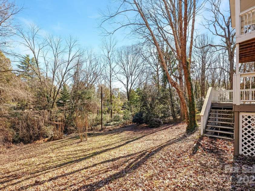 6017 Millbury Court, Charlotte, NC 28211.  MLS# CAR4272066, YatesRealty ID 1078. 