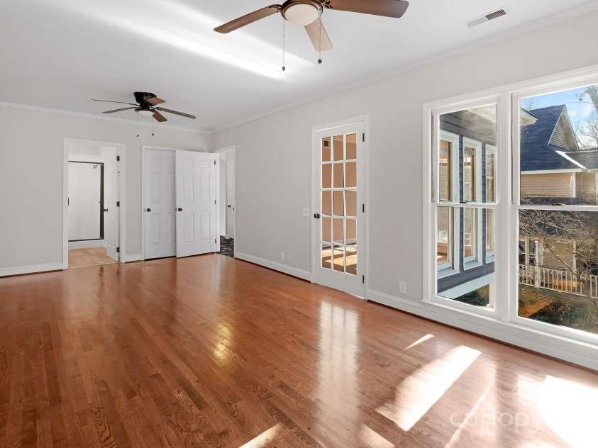 6017 Millbury Court, Charlotte, NC 28211.  MLS# CAR4272066, YatesRealty ID 1078. Master bedroom