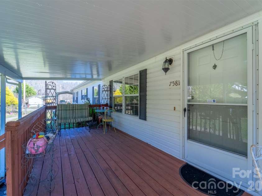 7581 Hwy 441 Highway, Sylva, NC 28779.  MLS# CAR4401095, YatesRealty ID 1078. 