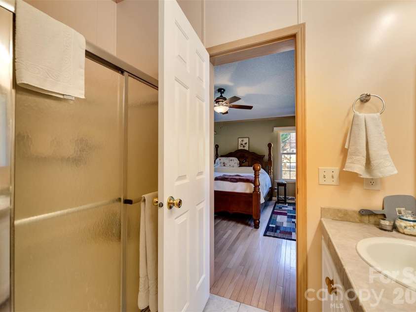 7581 Hwy 441 Highway, Sylva, NC 28779.  MLS# CAR4401095, YatesRealty ID 1078. 