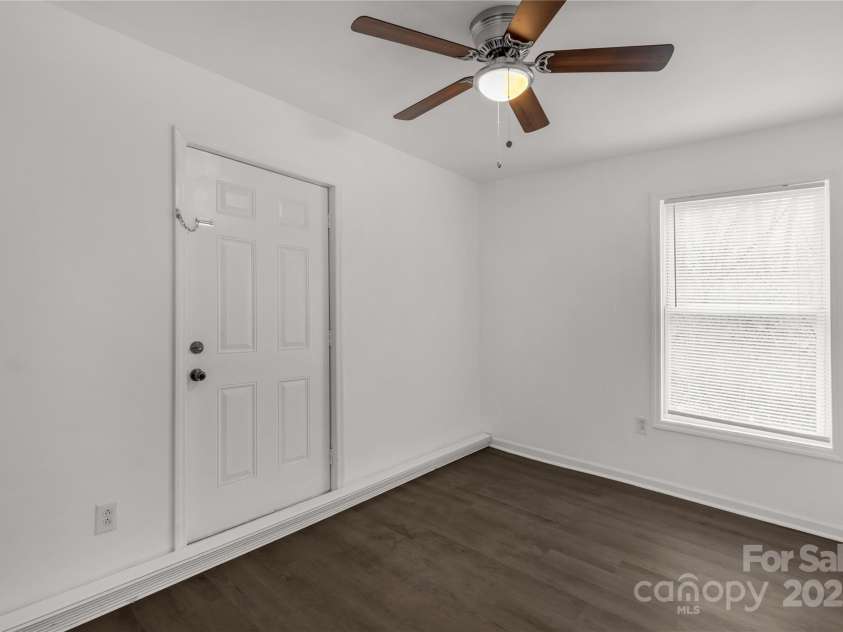 1141 6th Street, Lancaster, SC 29720.  MLS# CAR4232899, YatesRealty ID 10780. 