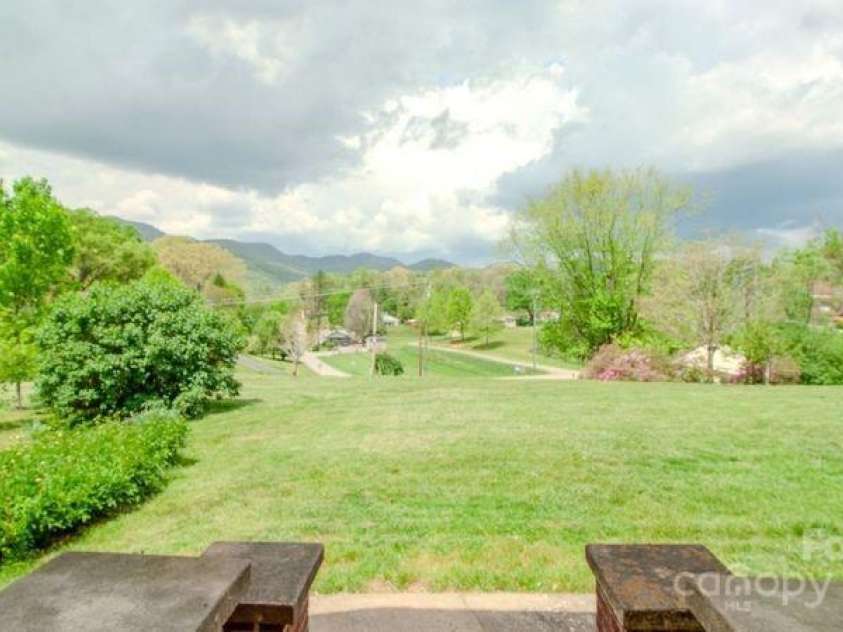 4680 Old Clyde Road, Clyde, NC 28721.  MLS# CAR4254659, YatesRealty ID 10782. 