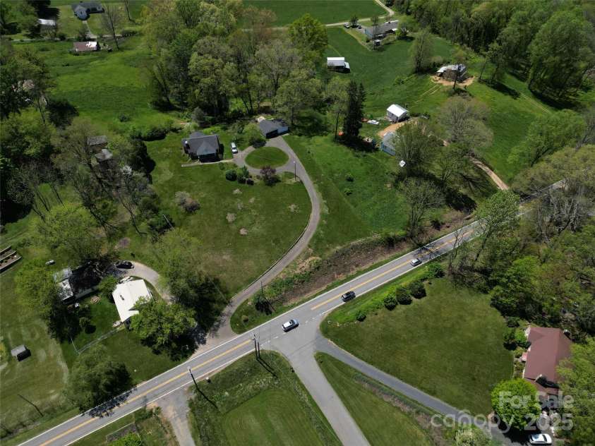 4680 Old Clyde Road, Clyde, NC 28721.  MLS# CAR4254659, YatesRealty ID 10782. 