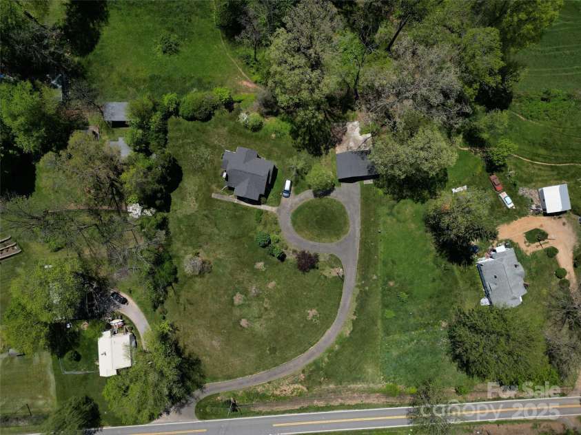 4680 Old Clyde Road, Clyde, NC 28721.  MLS# CAR4254659, YatesRealty ID 10782. 