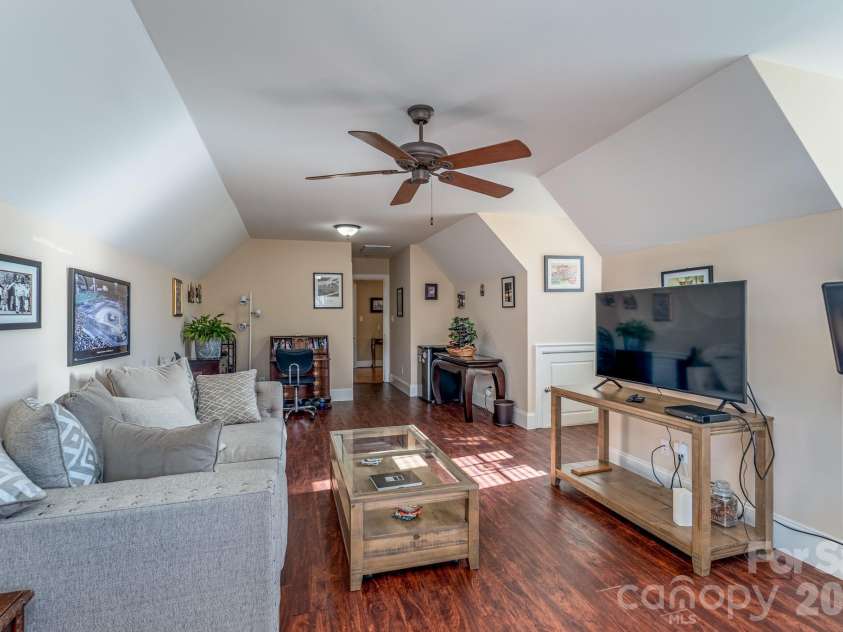 700 Waterford Glen Way, Rock Hill, SC 29730.  MLS# CAR4335540, YatesRealty ID 10782. 5th Bedroom/Bonus