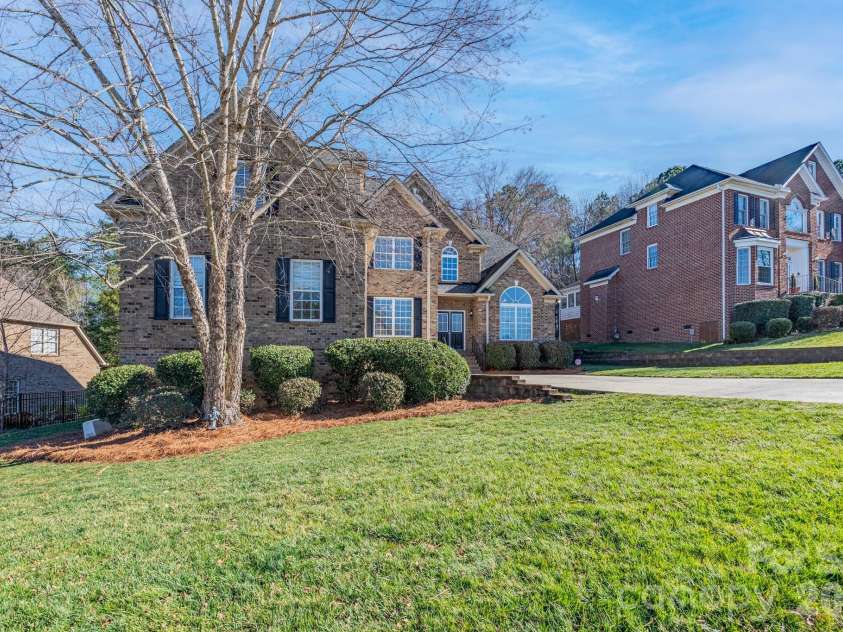 700 Waterford Glen Way, Rock Hill, SC 29730.  MLS# CAR4335540, YatesRealty ID 10782. 