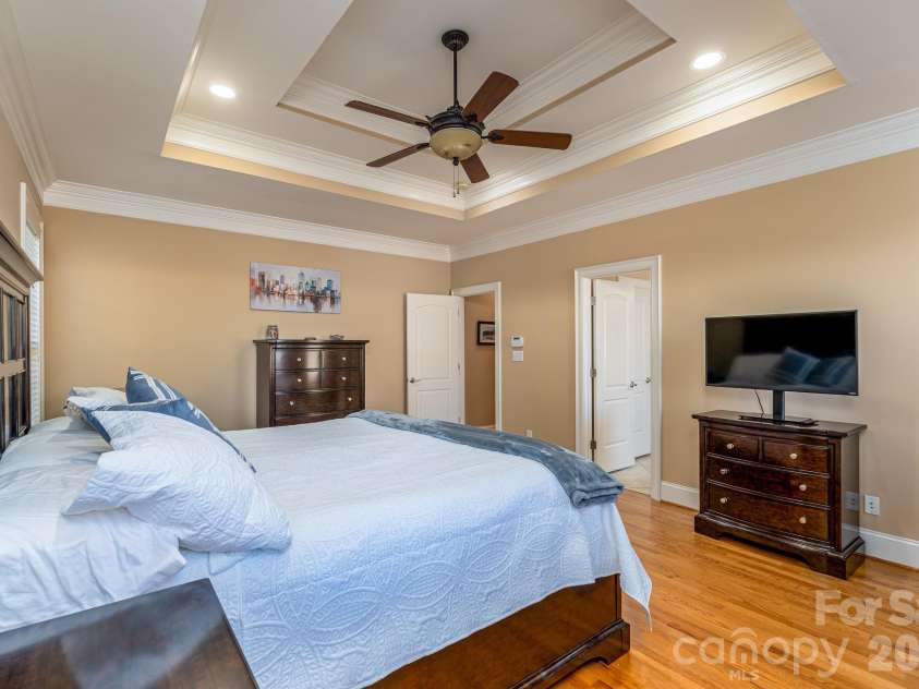 700 Waterford Glen Way, Rock Hill, SC 29730.  MLS# CAR4335540, YatesRealty ID 10782. Primary Bedroom