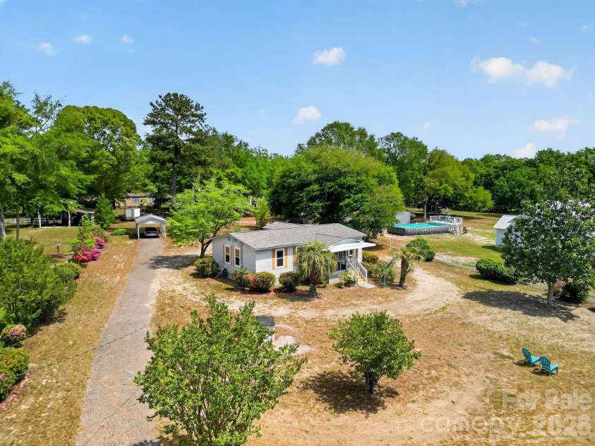 1724 Camp Shelor Drive, Manning, SC 29102.  MLS# CAR4368434, YatesRealty ID 10784. 