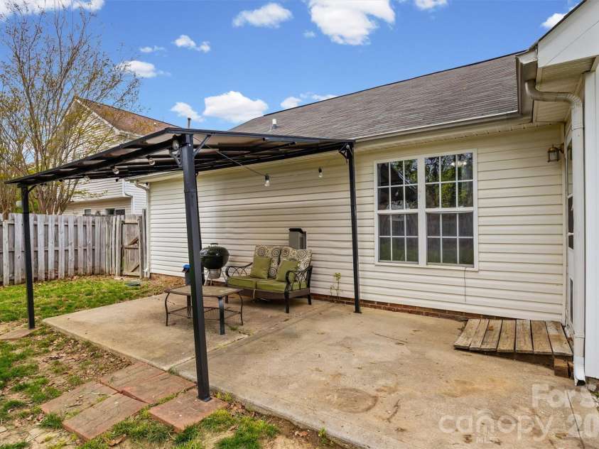 1779 Hardy Drive, Rock Hill, SC 29732.  MLS# CAR4363418, YatesRealty ID 10785. 