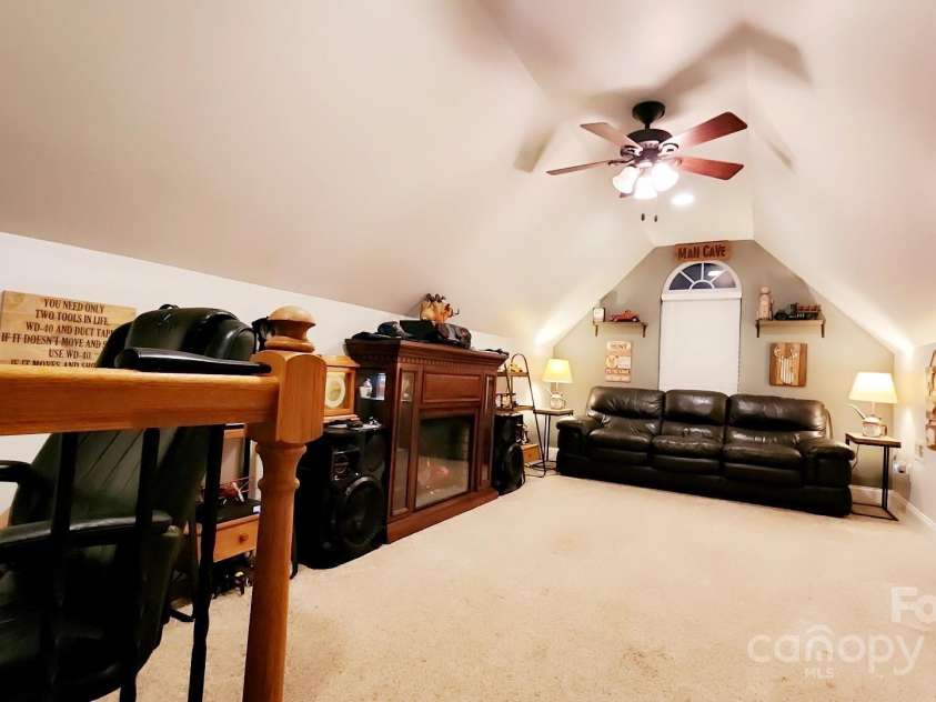 306 Bluegill Lane, Statesville, NC 28625.  MLS# CAR4216921, YatesRealty ID 10785. 
