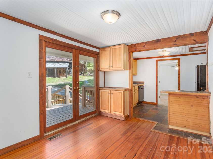 43 Laurel Pines Church Road, Fairview, NC 28730.  MLS# CAR4251013, YatesRealty ID 10787. 