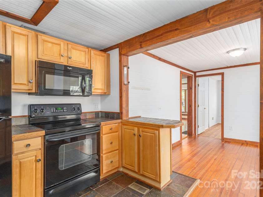 43 Laurel Pines Church Road, Fairview, NC 28730.  MLS# CAR4251013, YatesRealty ID 10787. 