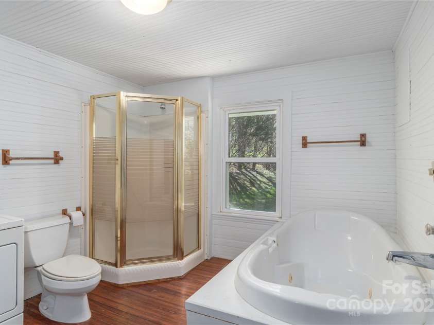 43 Laurel Pines Church Road, Fairview, NC 28730.  MLS# CAR4251013, YatesRealty ID 10787. 