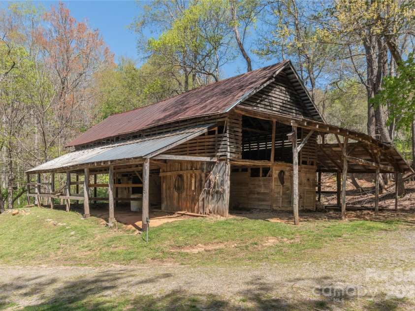 43 Laurel Pines Church Road, Fairview, NC 28730.  MLS# CAR4251013, YatesRealty ID 10787. 