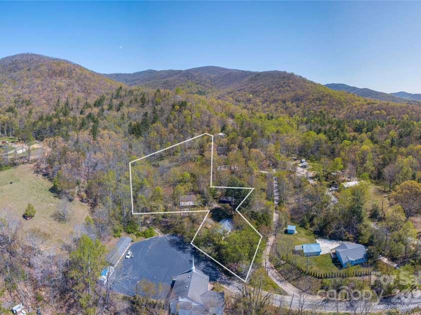 43 Laurel Pines Church Road, Fairview, NC 28730.  MLS# CAR4251013, YatesRealty ID 10787. 