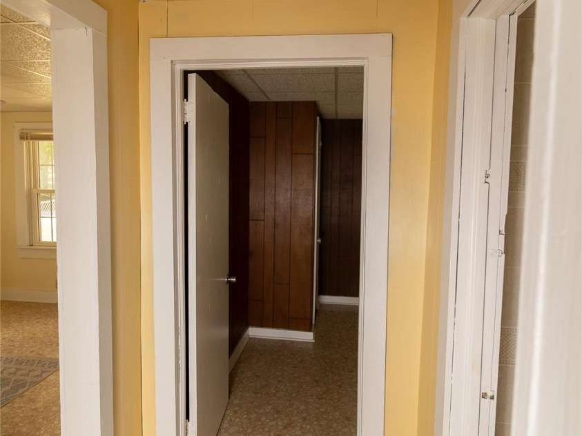 215 Short Street, Blacksburg, SC 29702.  MLS# CAR4255232, YatesRealty ID 10788. 