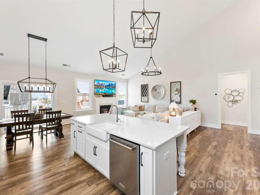 6283 Six String Court, Fort Mill, SC 29708.  MLS# CAR4327757, YatesRealty ID 10788. 