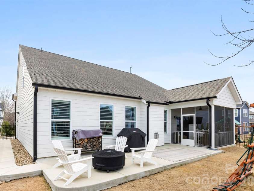6283 Six String Court, Fort Mill, SC 29708.  MLS# CAR4327757, YatesRealty ID 10788. 