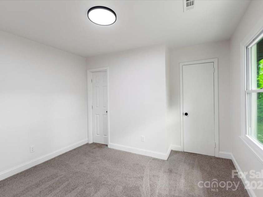 1750 Oak Valley Drive, Gastonia, NC 28054.  MLS# CAR4250575, YatesRealty ID 10789. 