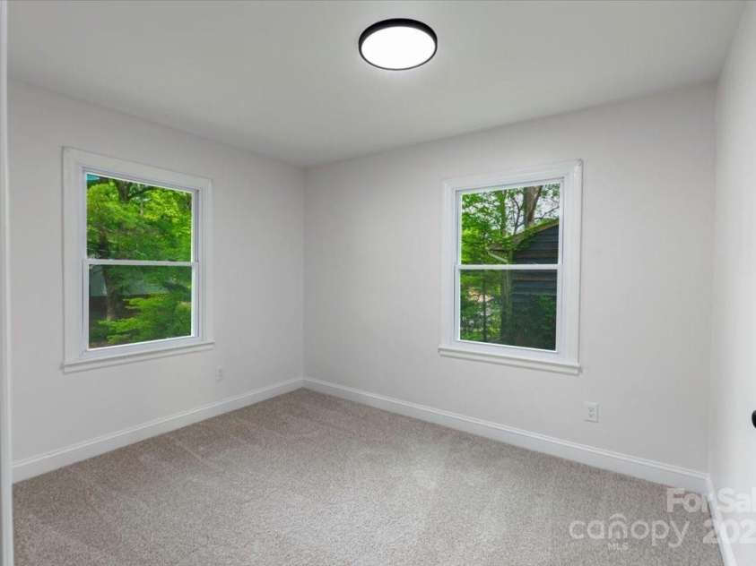 1750 Oak Valley Drive, Gastonia, NC 28054.  MLS# CAR4250575, YatesRealty ID 10789. 