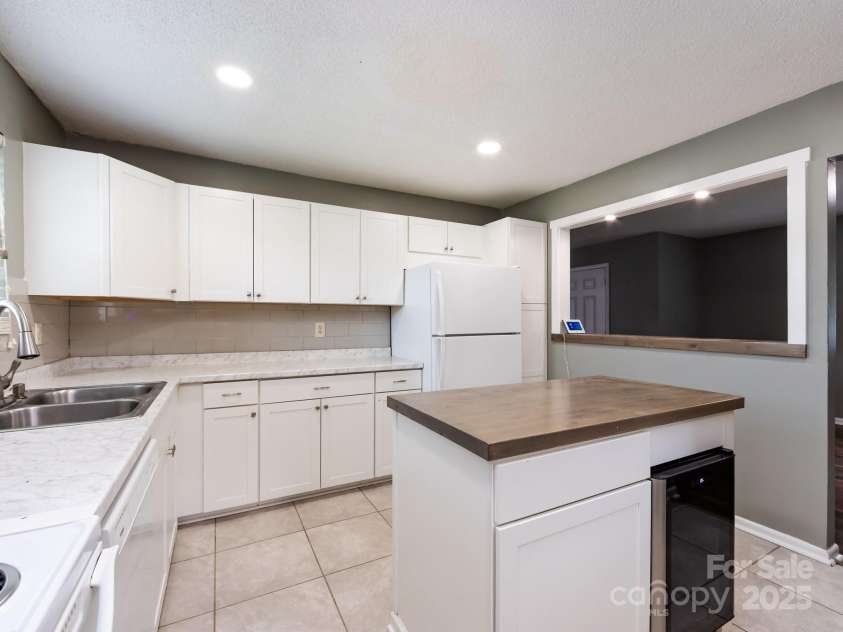 7109 Bisaner Street, Charlotte, NC 28269.  MLS# CAR4302995, YatesRealty ID 10789. 