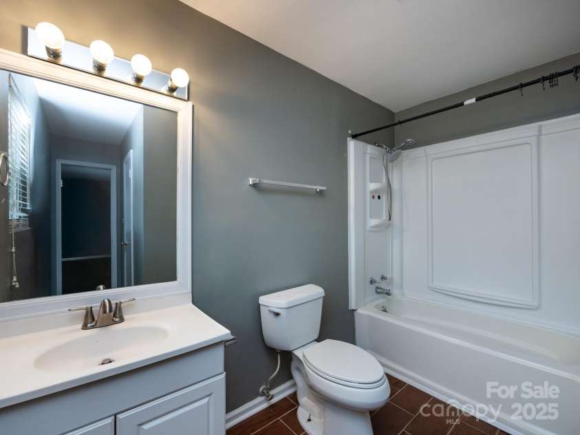 7109 Bisaner Street, Charlotte, NC 28269.  MLS# CAR4302995, YatesRealty ID 10789. Primary Bathroom