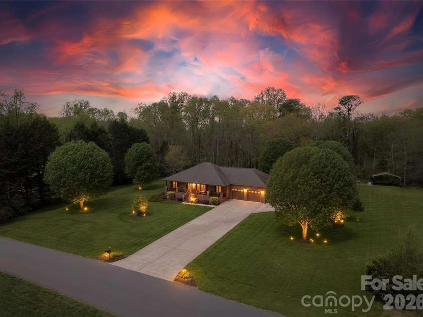2676 Gold Rush Drive, Lincolnton, NC 28092.  MLS# CAR4366053, YatesRealty ID 10790. 