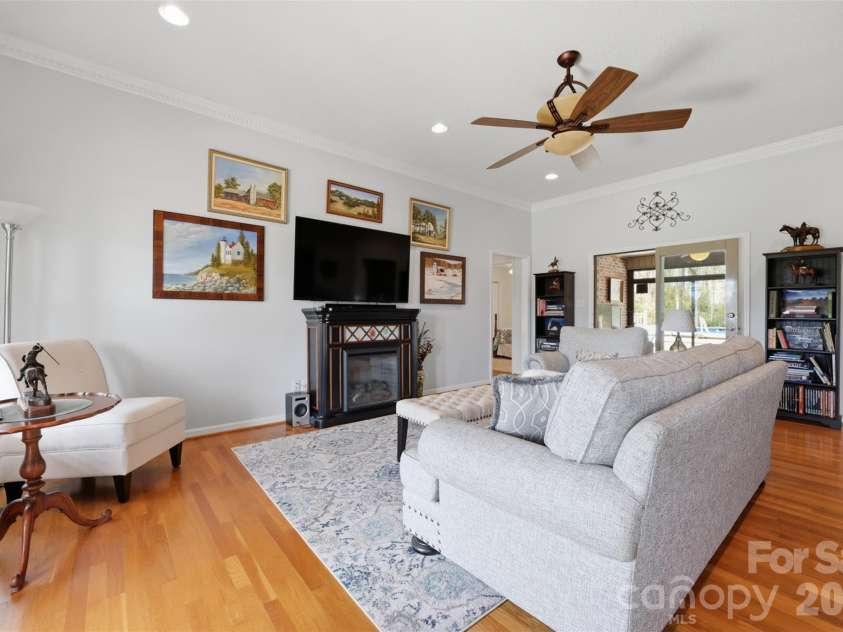 2676 Gold Rush Drive, Lincolnton, NC 28092.  MLS# CAR4366053, YatesRealty ID 10790. 