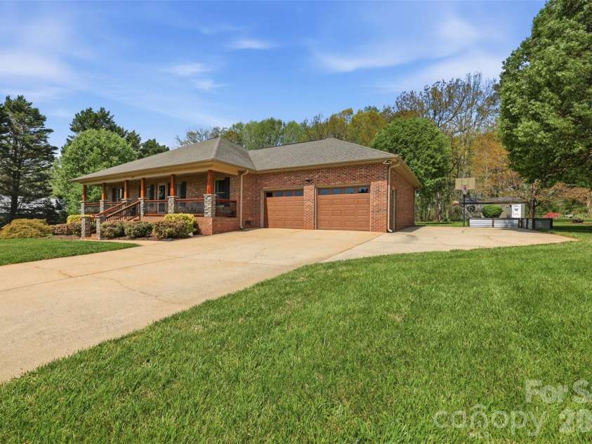 2676 Gold Rush Drive, Lincolnton, NC 28092.  MLS# CAR4366053, YatesRealty ID 10790. 