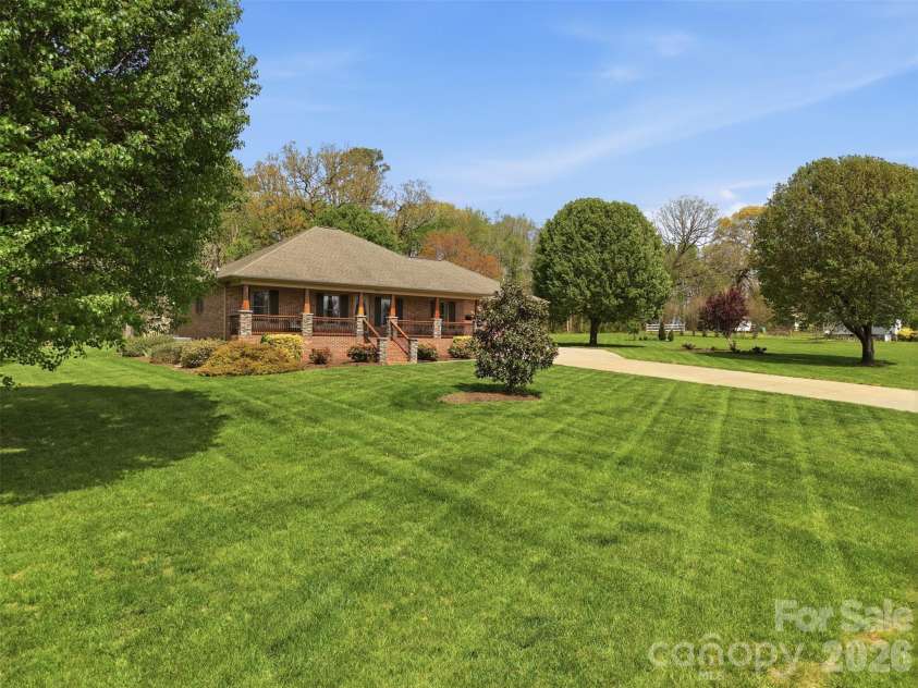 2676 Gold Rush Drive, Lincolnton, NC 28092.  MLS# CAR4366053, YatesRealty ID 10790. 