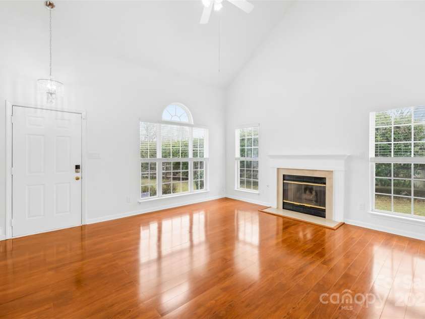 13705 Queenswater Lane, Charlotte, NC 28273.  MLS# CAR4233343, YatesRealty ID 10792. 