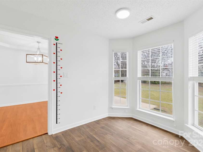 13705 Queenswater Lane, Charlotte, NC 28273.  MLS# CAR4233343, YatesRealty ID 10792. 
