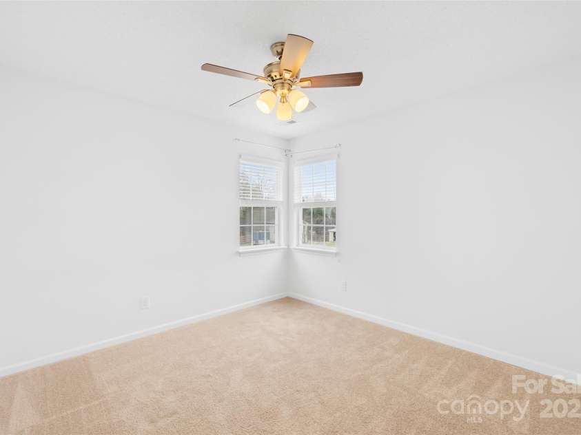 13705 Queenswater Lane, Charlotte, NC 28273.  MLS# CAR4233343, YatesRealty ID 10792. 