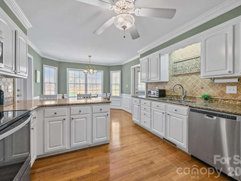 220 St Johns Drive, Salisbury, NC 28144.  MLS# CAR4352238, YatesRealty ID 10792. 