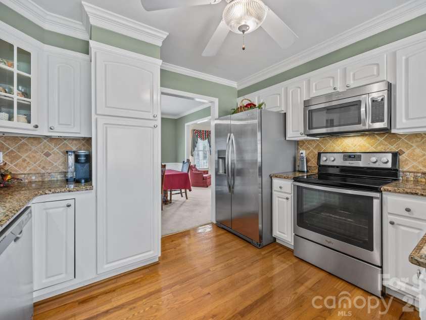 220 St Johns Drive, Salisbury, NC 28144.  MLS# CAR4352238, YatesRealty ID 10792. 