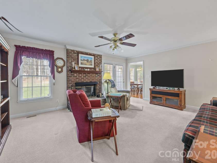 220 St Johns Drive, Salisbury, NC 28144.  MLS# CAR4352238, YatesRealty ID 10792. 