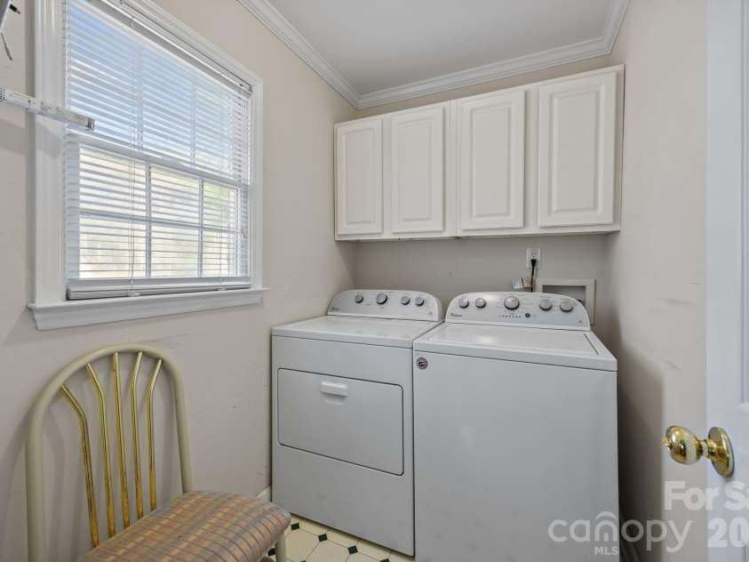 220 St Johns Drive, Salisbury, NC 28144.  MLS# CAR4352238, YatesRealty ID 10792. 