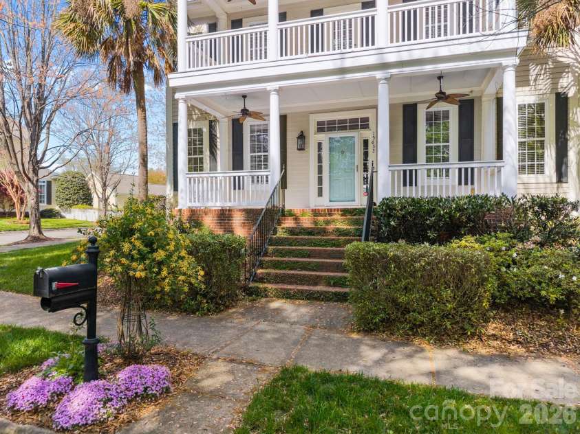 15632 Waterfront Drive, Huntersville, NC 28078.  MLS# CAR4364800, YatesRealty ID 10793. 