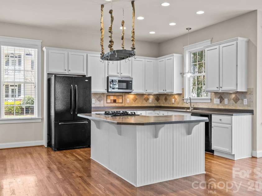 15632 Waterfront Drive, Huntersville, NC 28078.  MLS# CAR4364800, YatesRealty ID 10793. 